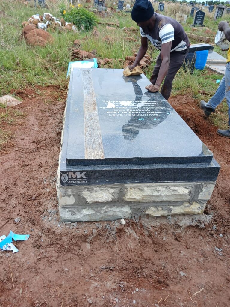 Tomstone installation Kwamhlanga