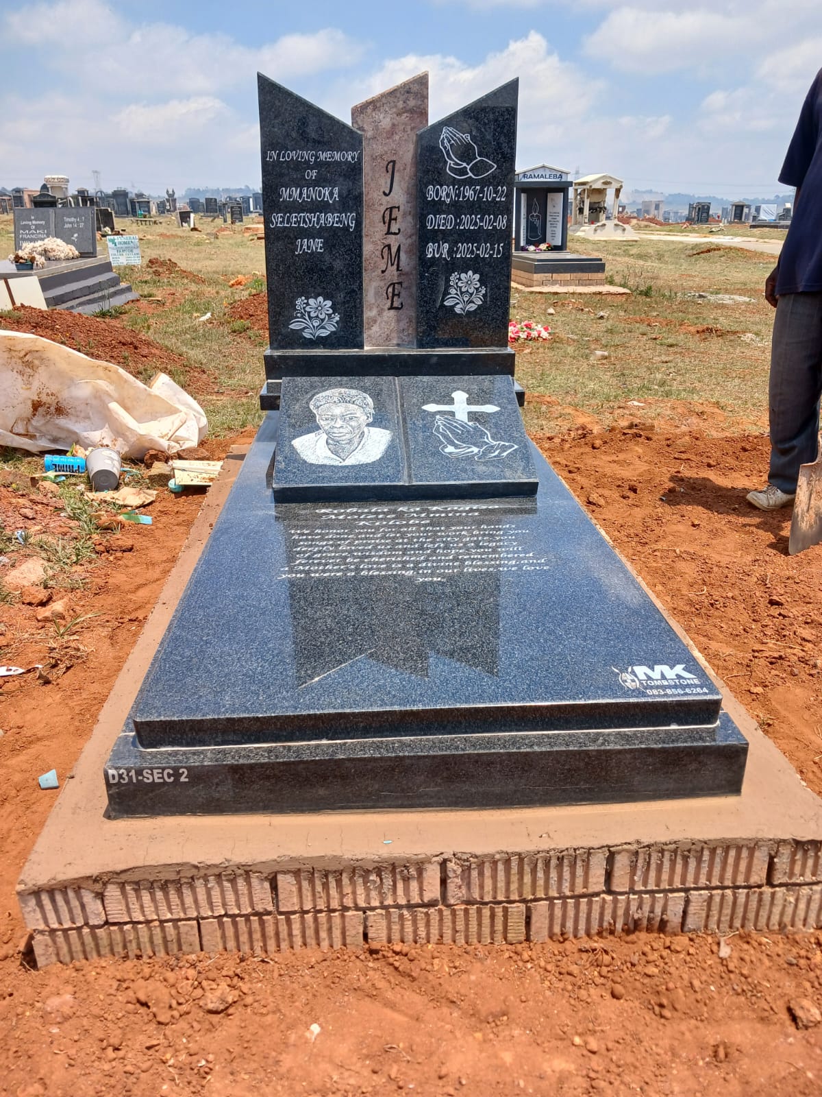 Professional tombstone installation at Kagiso Cemetery by Mkhonto Tombstones – serving Witbank families