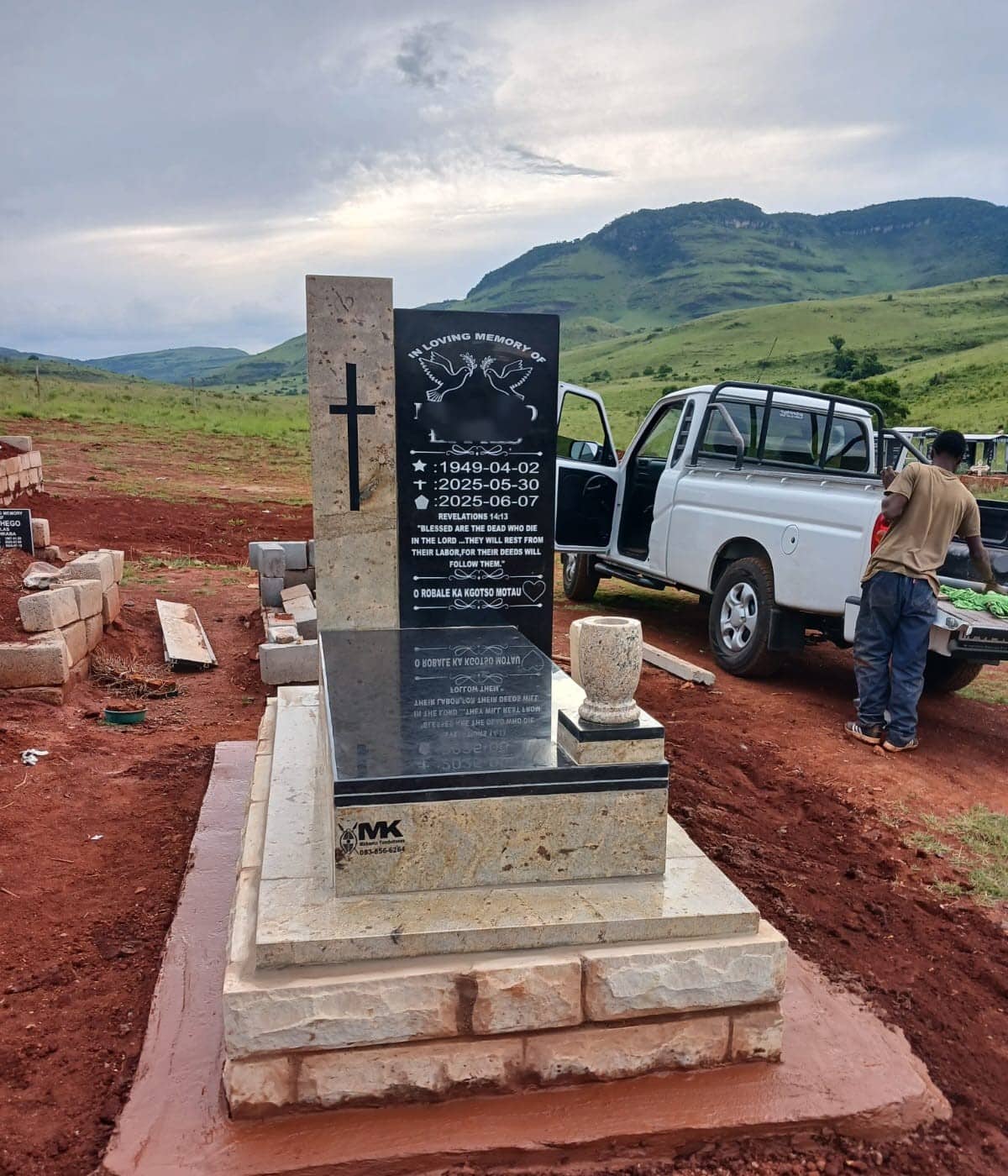 Granite tombstone installation by Mkhonto Tombstones in Limpopo
